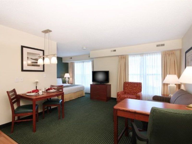 Residence Inn By Marriott Tulsa South Esterno foto